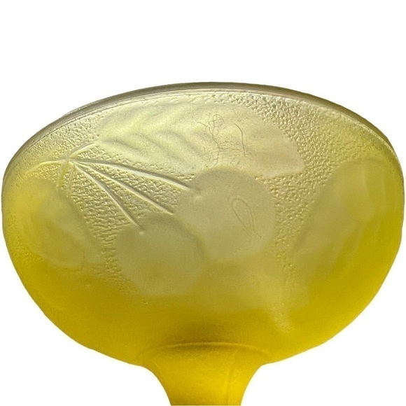 Vintage Compote Candy Trinket Dishes 2 Matching Canary Yellow Frosted Glass - Picture 5 of 14